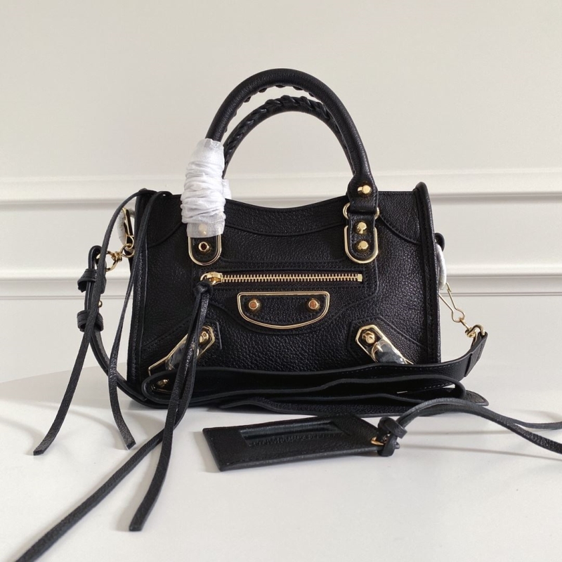 Ba1en*iaga classic city bags